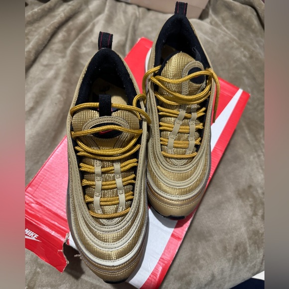 Air Max 97 QS "Metallic Gold" sneakers - Picture 2 of 4